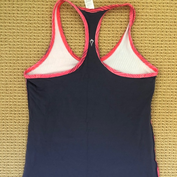 Ivivva Racer back Tank - Picture 2 of 3